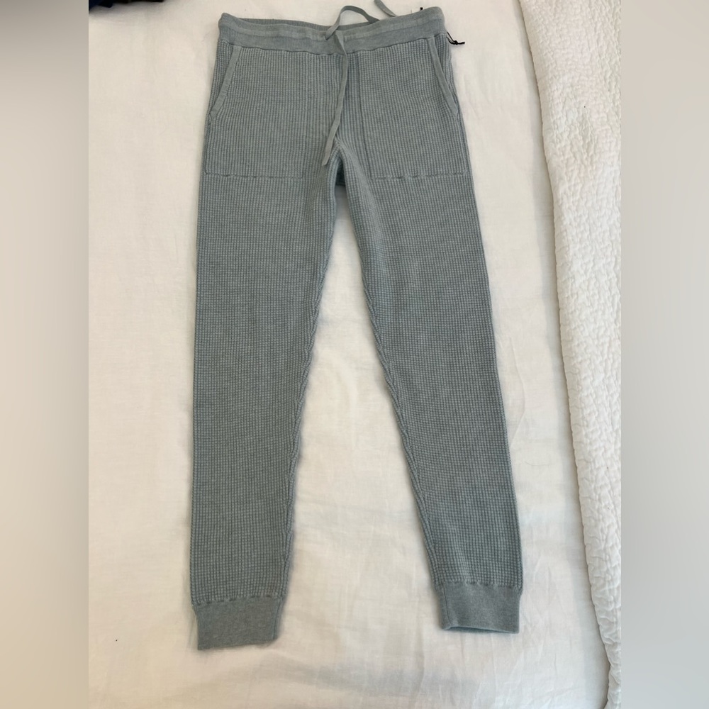 NWT White + Warren Joggers